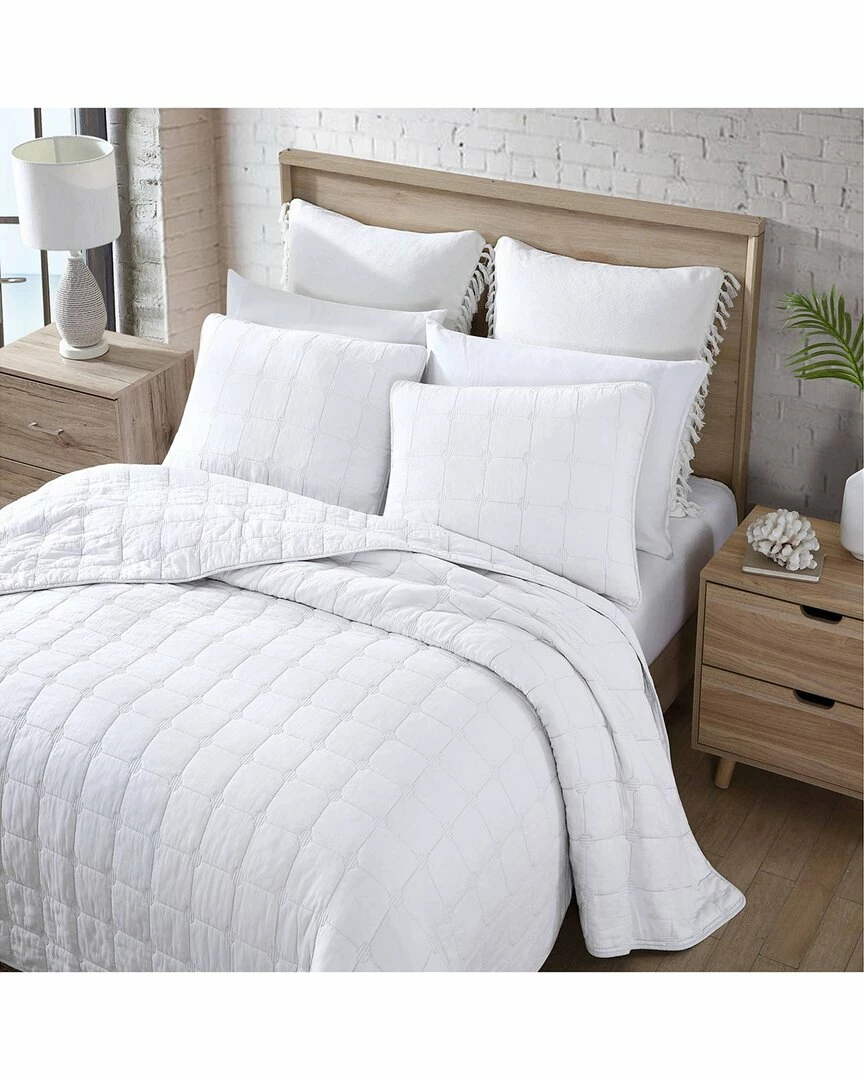 Tommy Bahama Hexagon 3Pc White Quilt Set Home Comforters & Quilts